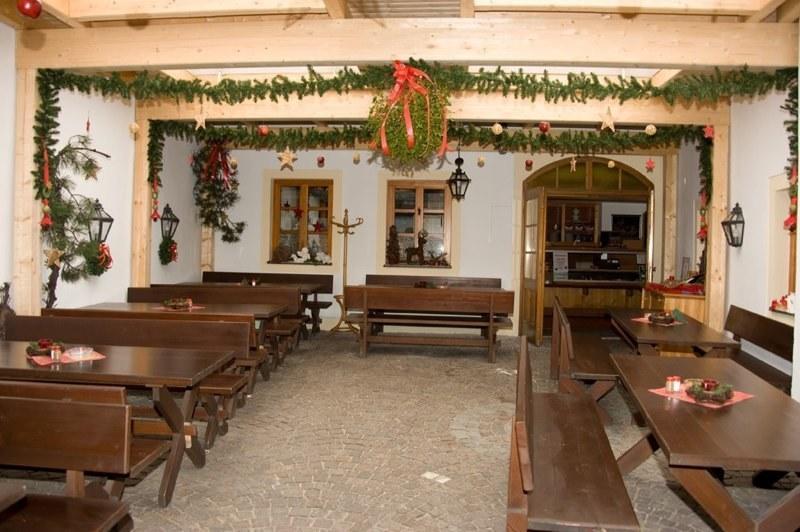 Groß-Enzersdorf Gasthof Ludl מראה חיצוני תמונה